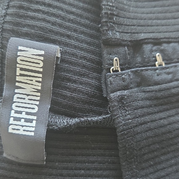 Reformation Black Off-Shoulder Buttoned Top XS - Picture 5 of 5